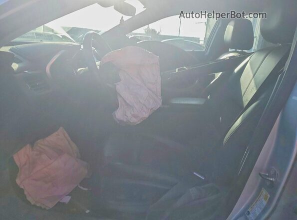 2G1105S3XH9129267 2017 CHEVROLET IMPALA Silver Widok wnętrza z przodu