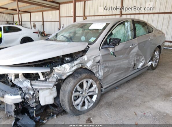 2G1105SA0J9153498 2018 CHEVROLET IMPALA Silver Front view