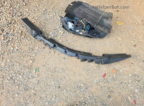 2G1105SAXG9198621 2016 CHEVROLET IMPALA White Engine compartment view