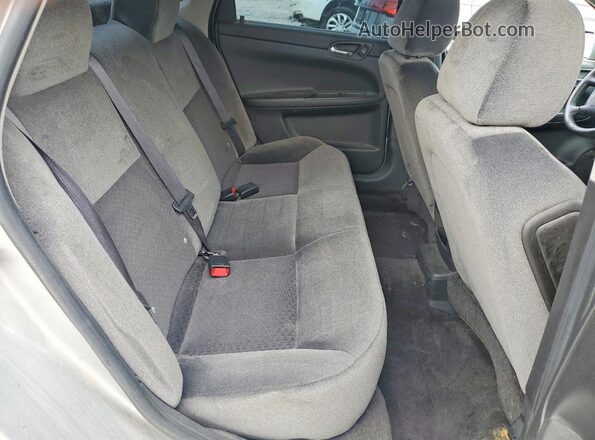 2G1WA5E31G1137141 2016 CHEVROLET IMPALA Silver Vista de los asientos traseros