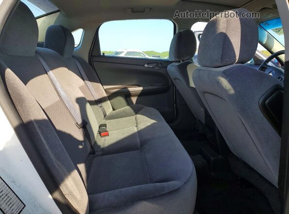 2G1WB5E39G1104773 2016 CHEVROLET IMPALA White Widok tylnych siedzeń