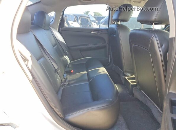2G1WD5E3XG1113590 2016 CHEVROLET IMPALA White Rear seats view