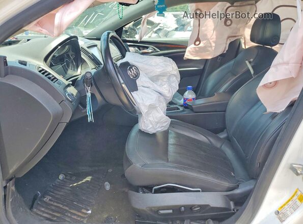 2G4GK5EX1G9158063 2016 BUICK REGAL White წინა სალონის ხედი