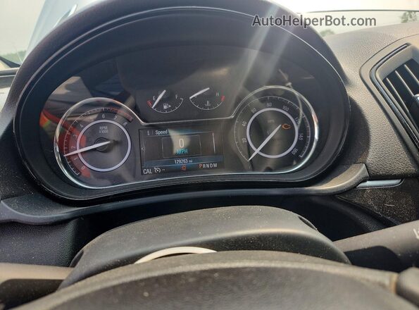 2G4GL5EX7H9148667 2017 BUICK REGAL Silver Սարքավորումների վահանակի տեսք