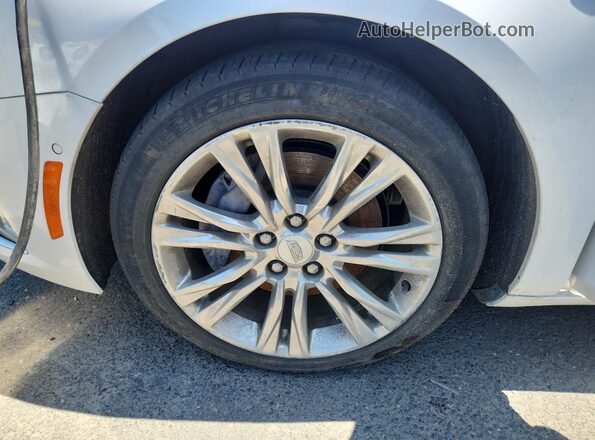 2G61M5S32J9127730 2018 CADILLAC XTS White VIN կոդի պիտակի տեսք