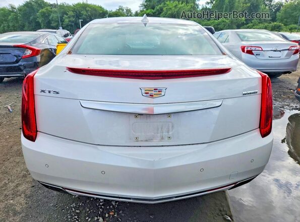 2G61M5S36H9108575 2017 CADILLAC XTS White Rear view