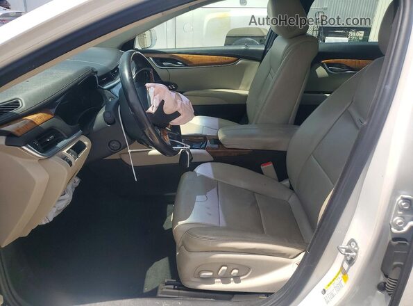 2G61M5S37J9156897 2018 CADILLAC XTS White Vista interior delantera