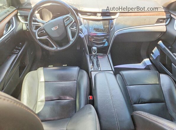 2G61M5S3XK9134376 2019 CADILLAC XTS Silver Vista del salpicadero
