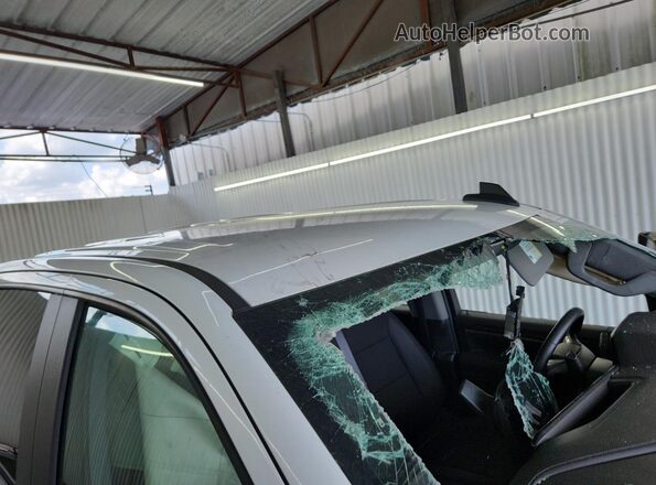 2GC1KNE73T1160089 2026 CHEVROLET SILVERADO White Вид наклейки з VIN-кодом