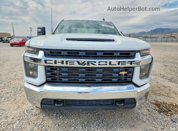2GC1YNEY9N1246338 2022 CHEVROLET SILVERADO White Widok z przodu