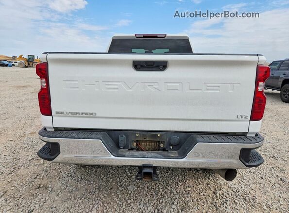2GC1YNEY9N1246338 2022 CHEVROLET SILVERADO White Widok z tyłu