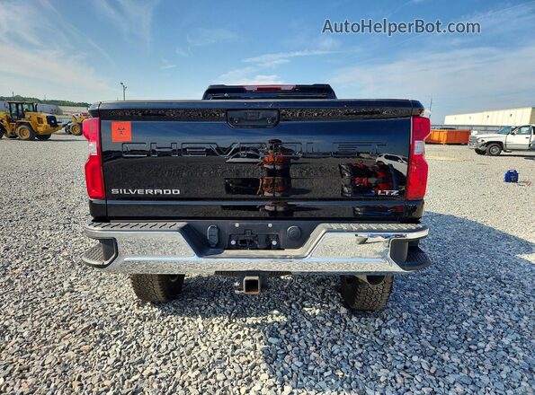 2GC1YPEY6R1147445 2024 CHEVROLET SILVERADO Black Widok z tyłu