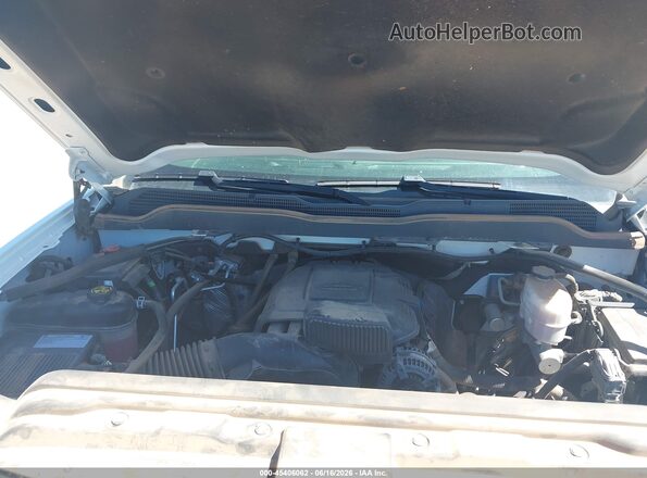 2GC2KREG2K1219577 2019 CHEVROLET SILVERADO White Вид ззаду