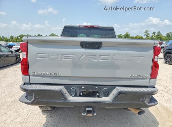 2GC4KME78S1152477 2025 CHEVROLET SILVERADO Silver Widok z tyłu