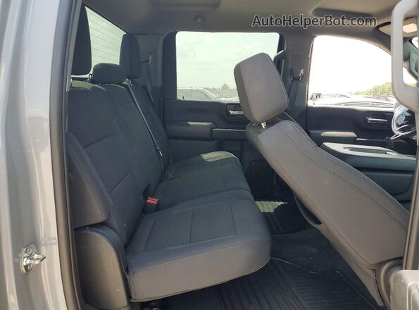 2GC4KME78S1152477 2025 CHEVROLET SILVERADO Silver Widok tylnych siedzeń