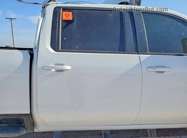 2GC4KNE74T1163189 2026 CHEVROLET SILVERADO Белый Вид задних сидений