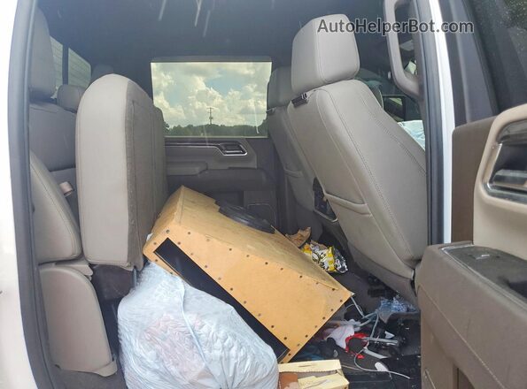2GC4KPEY5S1193823 2025 CHEVROLET SILVERADO White Rear seats view
