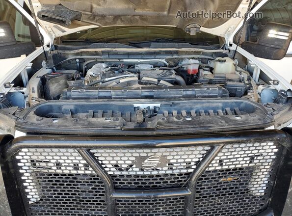 2GC4YMEY0P1700132 2023 CHEVROLET SILVERADO White უკანა სალონის ხედი