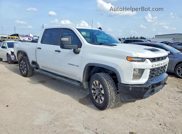 2GC4YMEY6P1725973 2023 CHEVROLET SILVERADO Белый Передняя правая четверть