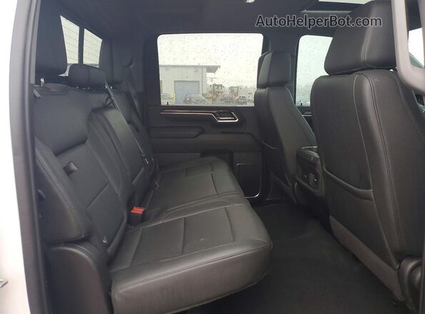 2GC4YNE78R1269524 2024 CHEVROLET SILVERADO White უკანა სავარძლების ხედი
