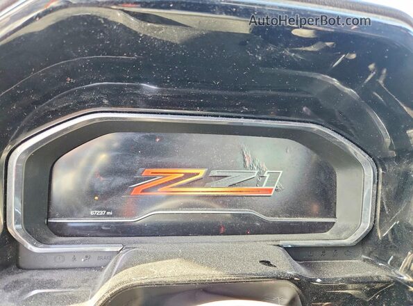 2GC4YNEY8R1231297 2024 CHEVROLET SILVERADO Красный Вид щитка приборов