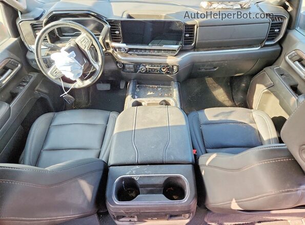 2GC4YNEY8R1231297 2024 CHEVROLET SILVERADO Красный Вид панели приборов