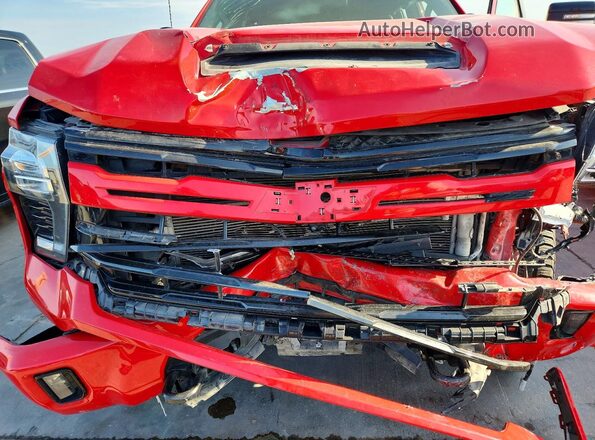 2GC4YNEY8R1231297 2024 CHEVROLET SILVERADO Красный Вид задней части салона