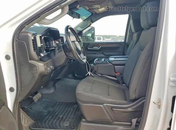 2GC4YNEY9R1194518 2024 CHEVROLET SILVERADO Белый Вид салона спереди
