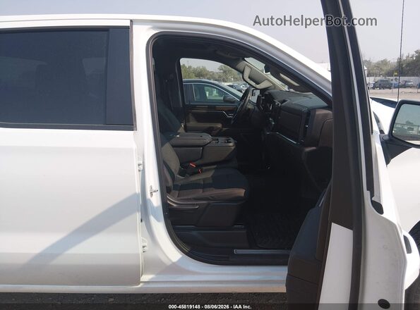 2GCPACED2T1114227 2026 CHEVROLET SILVERADO Белый Вид салона спереди