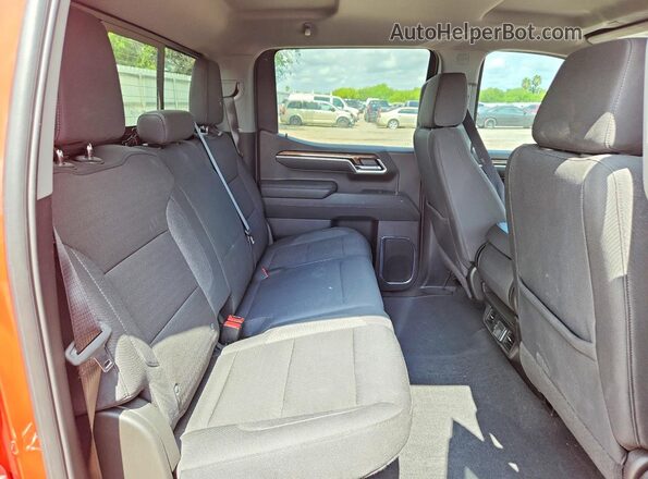 2GCPACEDXS1115852 2025 CHEVROLET SILVERADO Красный Вид задних сидений