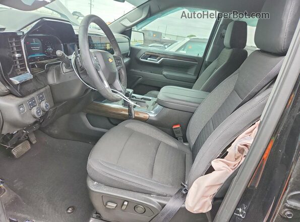 2GCUKDED1S1100825 2025 CHEVROLET SILVERADO Black Widok wnętrza z przodu