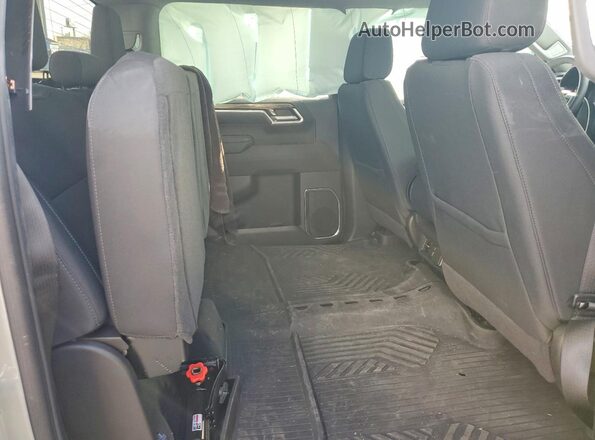 2GCUKDED4S1132474 2025 CHEVROLET SILVERADO Silver Հետևի նստատեղերի տեսք