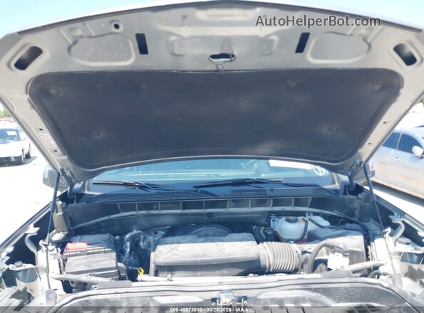 2GCUKDED9T1185236 2026 CHEVROLET SILVERADO Silver VIN կոդի պիտակի տեսք
