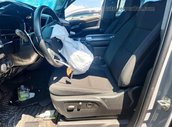 2GCUKEED2S1107921 2025 CHEVROLET SILVERADO Серый Вид салона спереди
