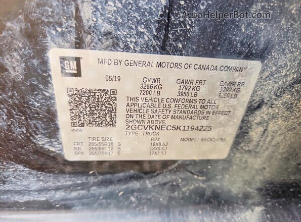 2GCVKNEC5K1194225 2019 CHEVROLET SILVERADO Black ძრავის განყოფილების ხედი