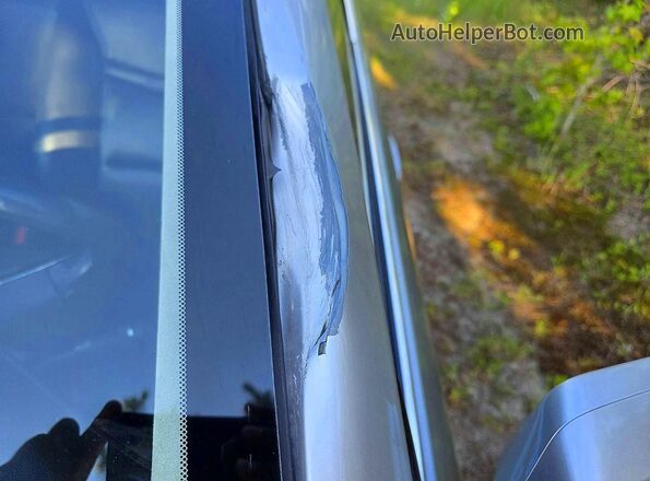 2GEXG6U30H9550146 2017 CADILLAC XTS Silver Widok komory silnika