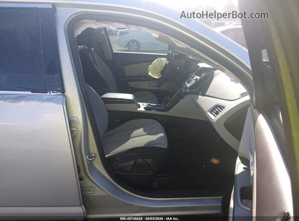 2GKALMEK6H6118218 2017 GMC TERRAIN Silver წინა სალონის ხედი