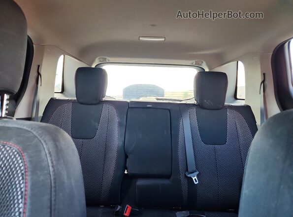 2GKALMEK6H6349085 2017 GMC TERRAIN White Հետևի նստատեղերի տեսք