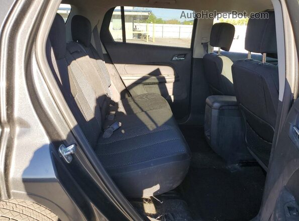 2GKALMEKXH6146040 2017 GMC TERRAIN Gray Vista interior trasera