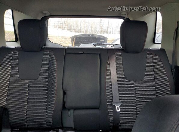 2GKALNEK5H6179677 2017 GMC TERRAIN White Вид задніх сидінь