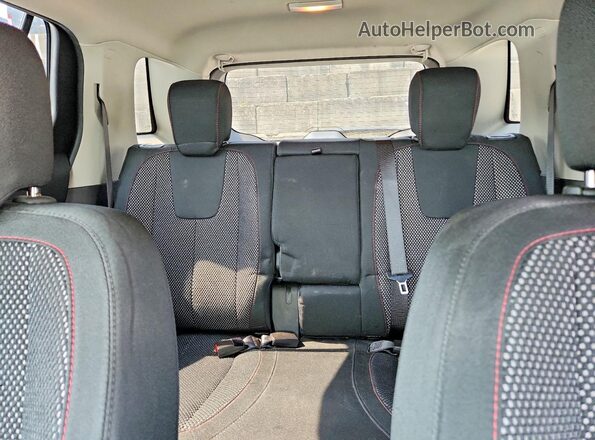 2GKALNEK5H6344644 2017 GMC TERRAIN White Widok tylnych siedzeń