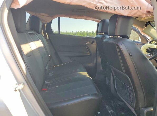 2GKFLPE34G6289922 2016 GMC TERRAIN Silver Հետևի նստատեղերի տեսք