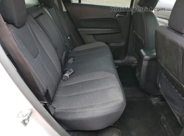 2GKFLSEK6H6282899 2017 GMC TERRAIN Серебряный Вид задней части салона