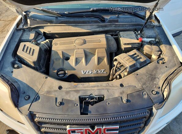 2GKFLTE30H6236094 2017 GMC TERRAIN White Engine compartment view