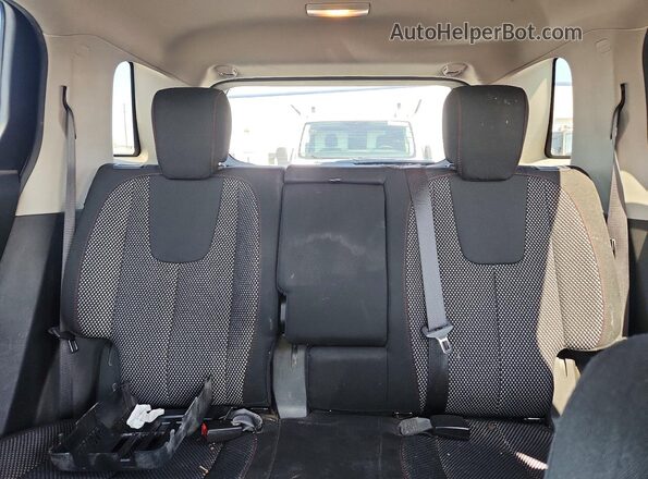 2GKFLTE33H6335055 2017 GMC TERRAIN Black Widok tylnych siedzeń