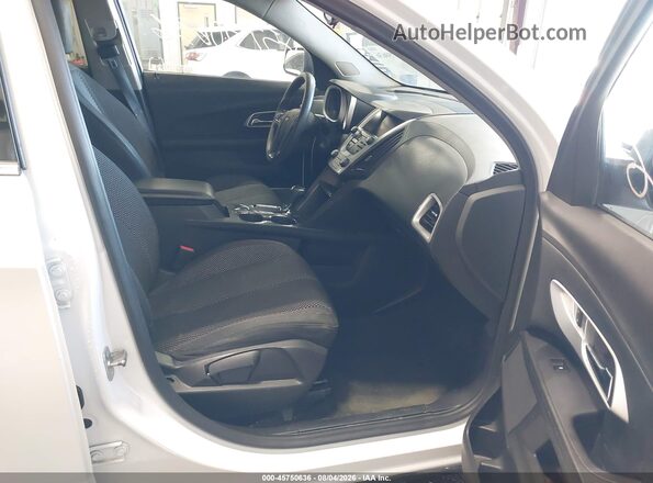 2GNALBEK4H1564940 2017 CHEVROLET EQUINOX Белый Вид салона спереди