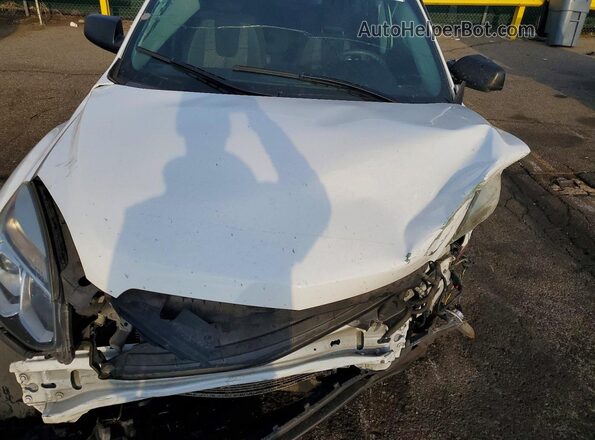 2GNALBEK5H1594996 2017 CHEVROLET EQUINOX Белый Вид задней части салона