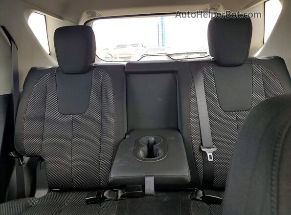 2GNALBEK8H1568036 2017 CHEVROLET EQUINOX White Հետևի նստատեղերի տեսք