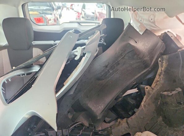 2GNALCEK2H1528718 2017 CHEVROLET EQUINOX Silver Widok tylnych siedzeń