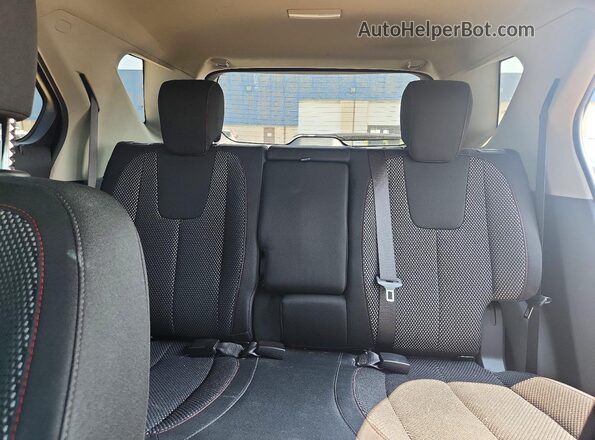 2GNALCEK4H1552762 2017 CHEVROLET EQUINOX Black Вид задніх сидінь